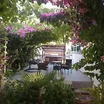 Ruza Zaton (Sibenik-Knin)
