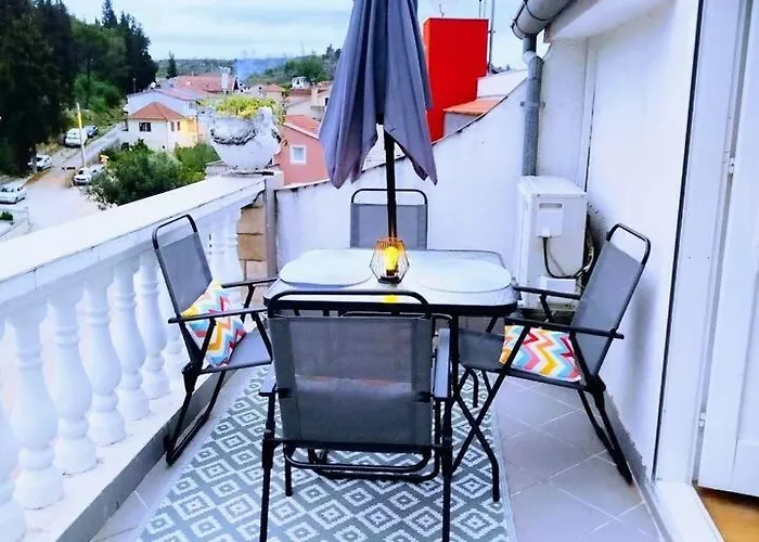 Ruza Zaton (Sibenik-Knin)